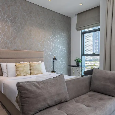 Waves - Elegant Studio Retreat In Dubai Business Bay Extérieur photo